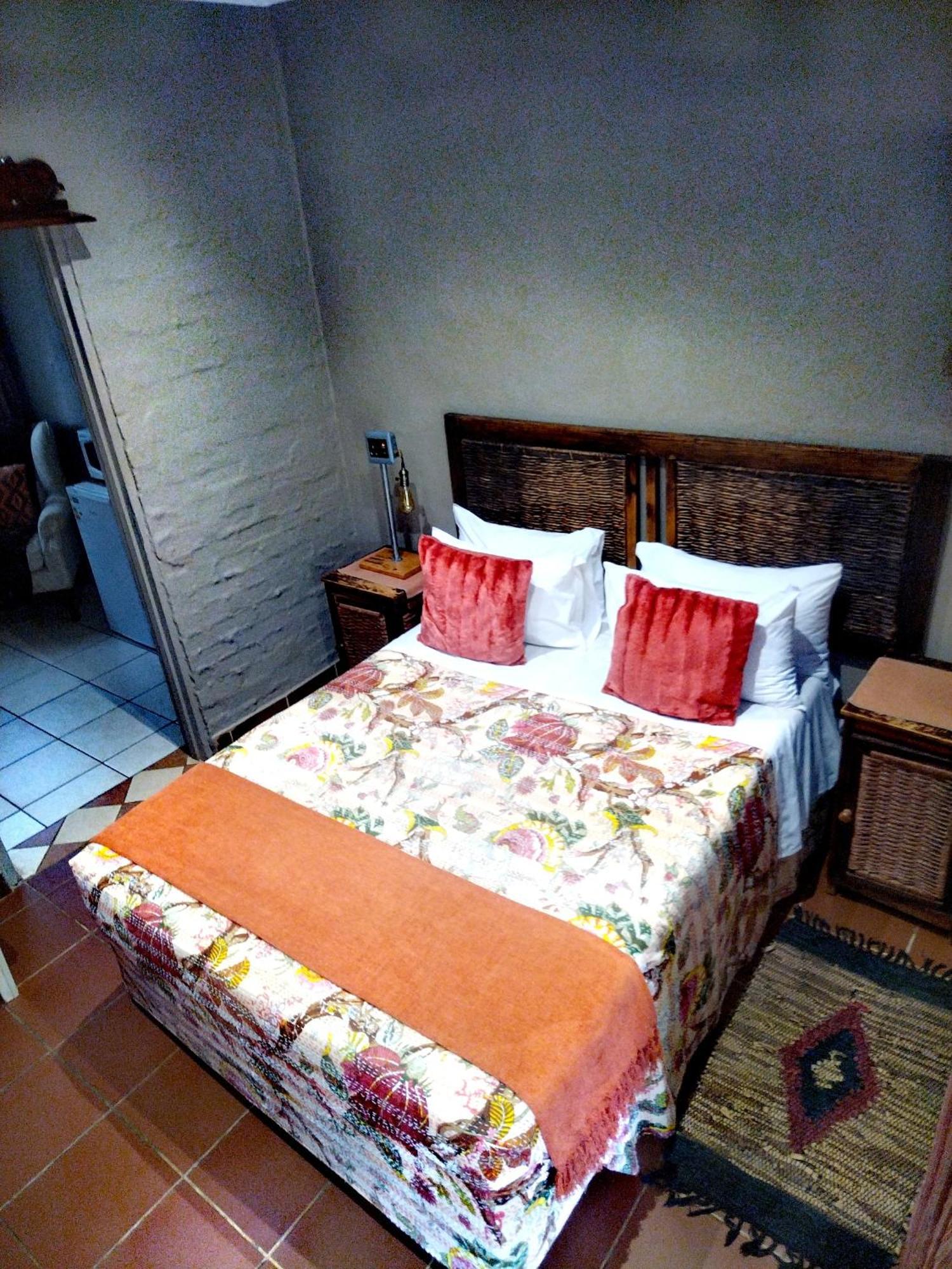Africas Eden Guesthouse Mookgophong Exterior photo